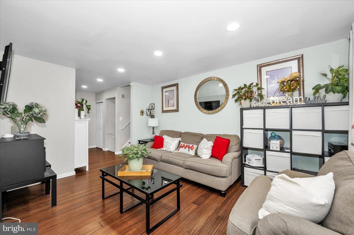 DISCOVERY - Residential