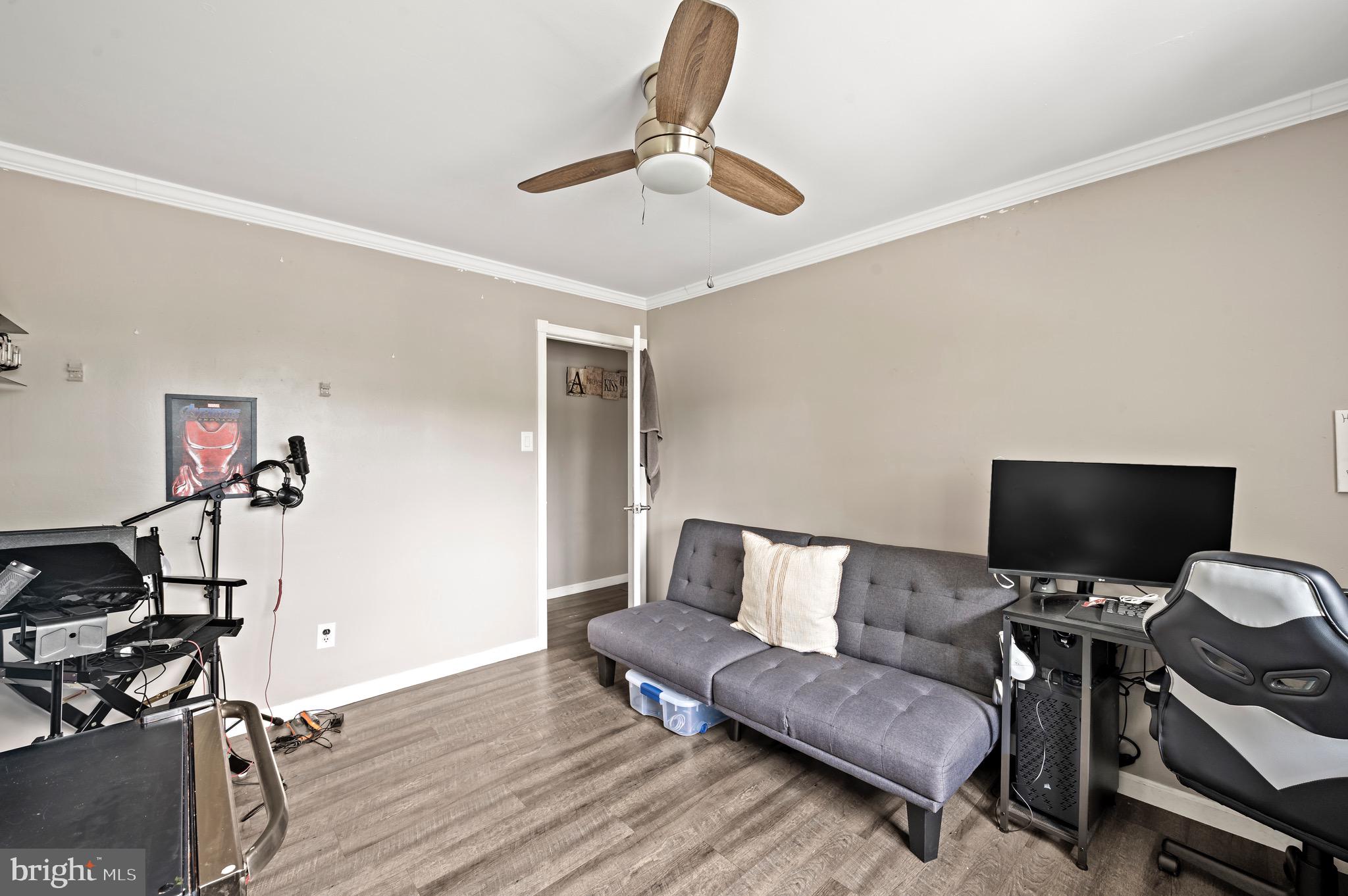 ANCIENT OAK WEST - Residential Lease