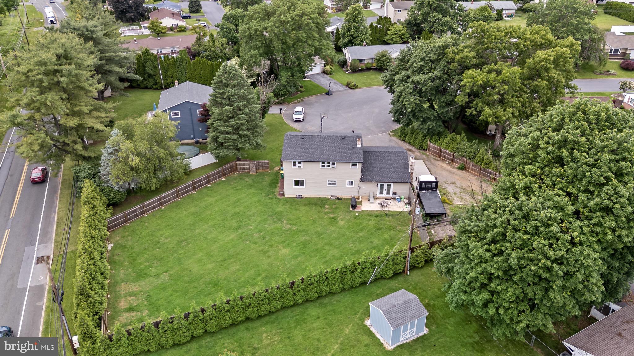 ANCIENT OAK WEST - Residential Lease