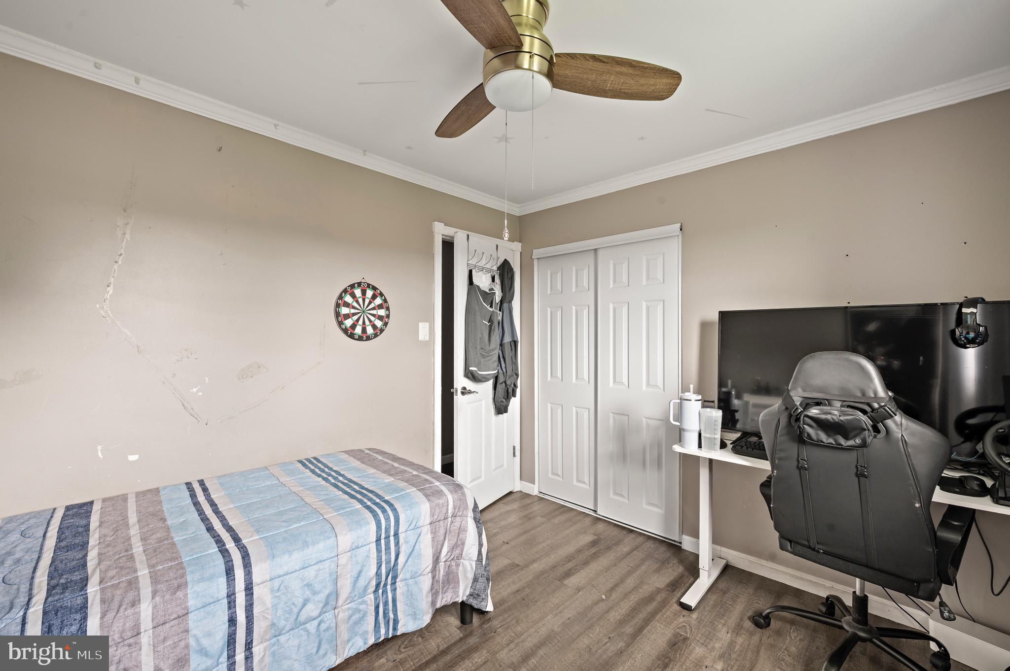 ANCIENT OAK WEST - Residential Lease