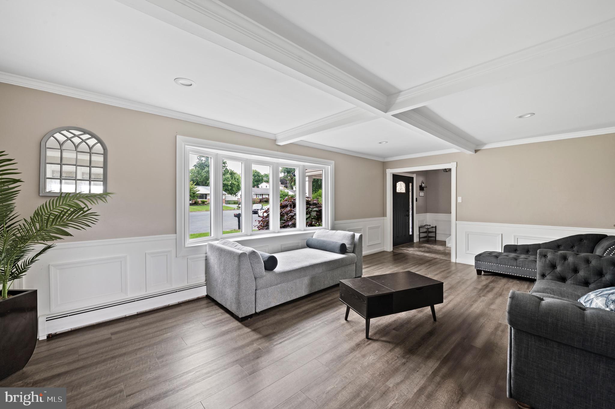 ANCIENT OAK WEST - Residential Lease