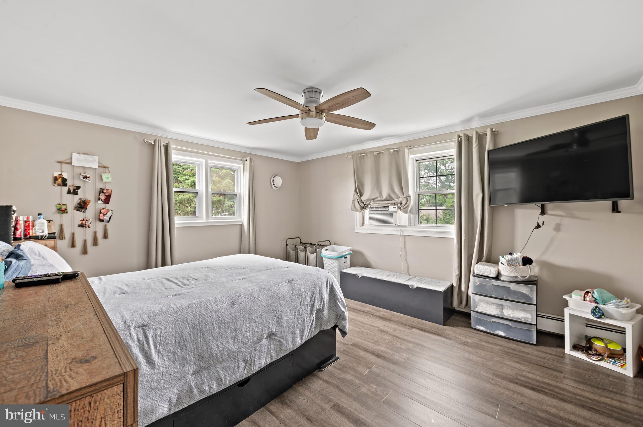 ANCIENT OAK WEST - Residential Lease