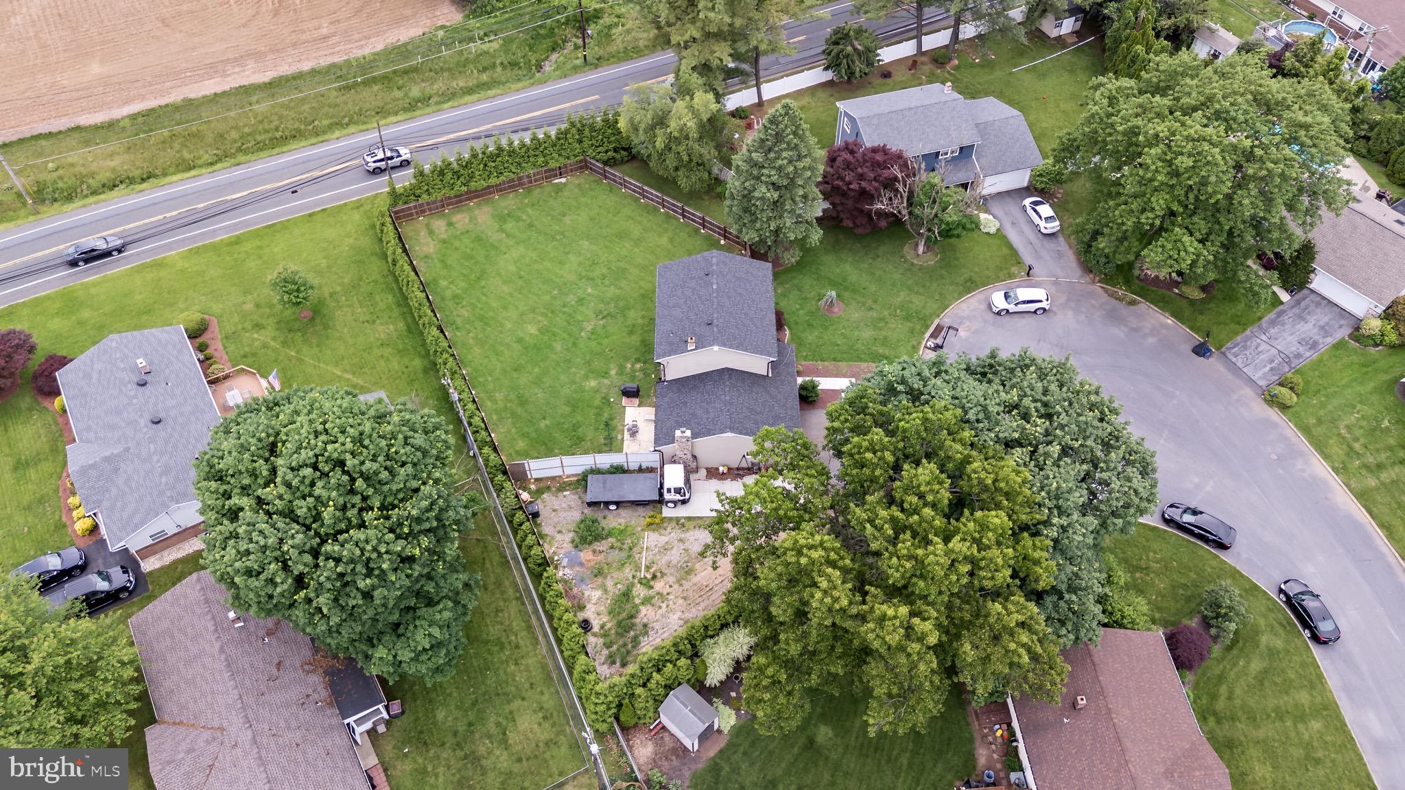 ANCIENT OAK WEST - Residential Lease