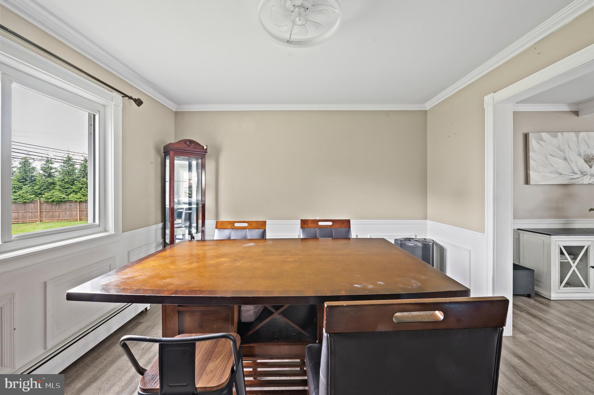 ANCIENT OAK WEST - Residential Lease