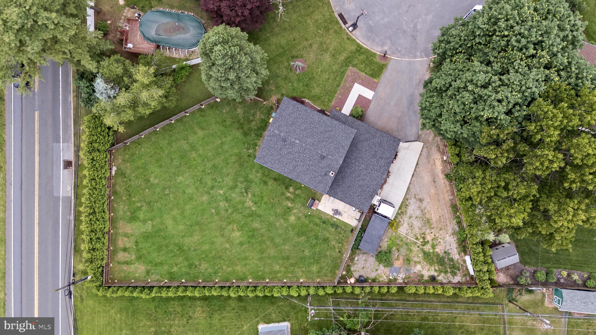 ANCIENT OAK WEST - Residential Lease