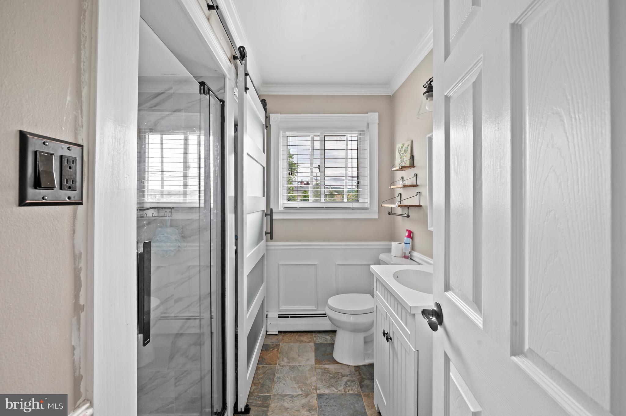 ANCIENT OAK WEST - Residential Lease