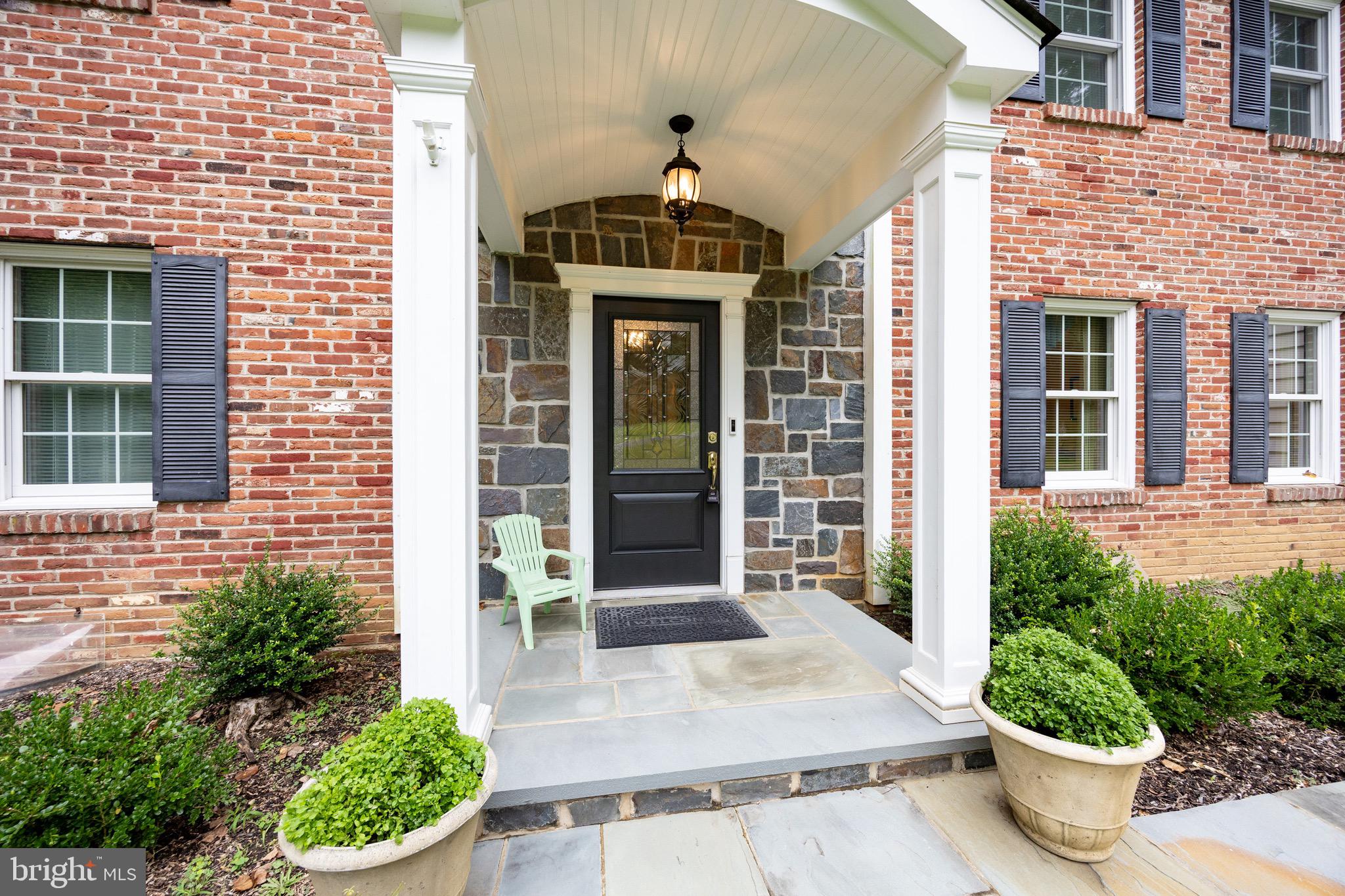 3 LAFAYETTE PLACE
