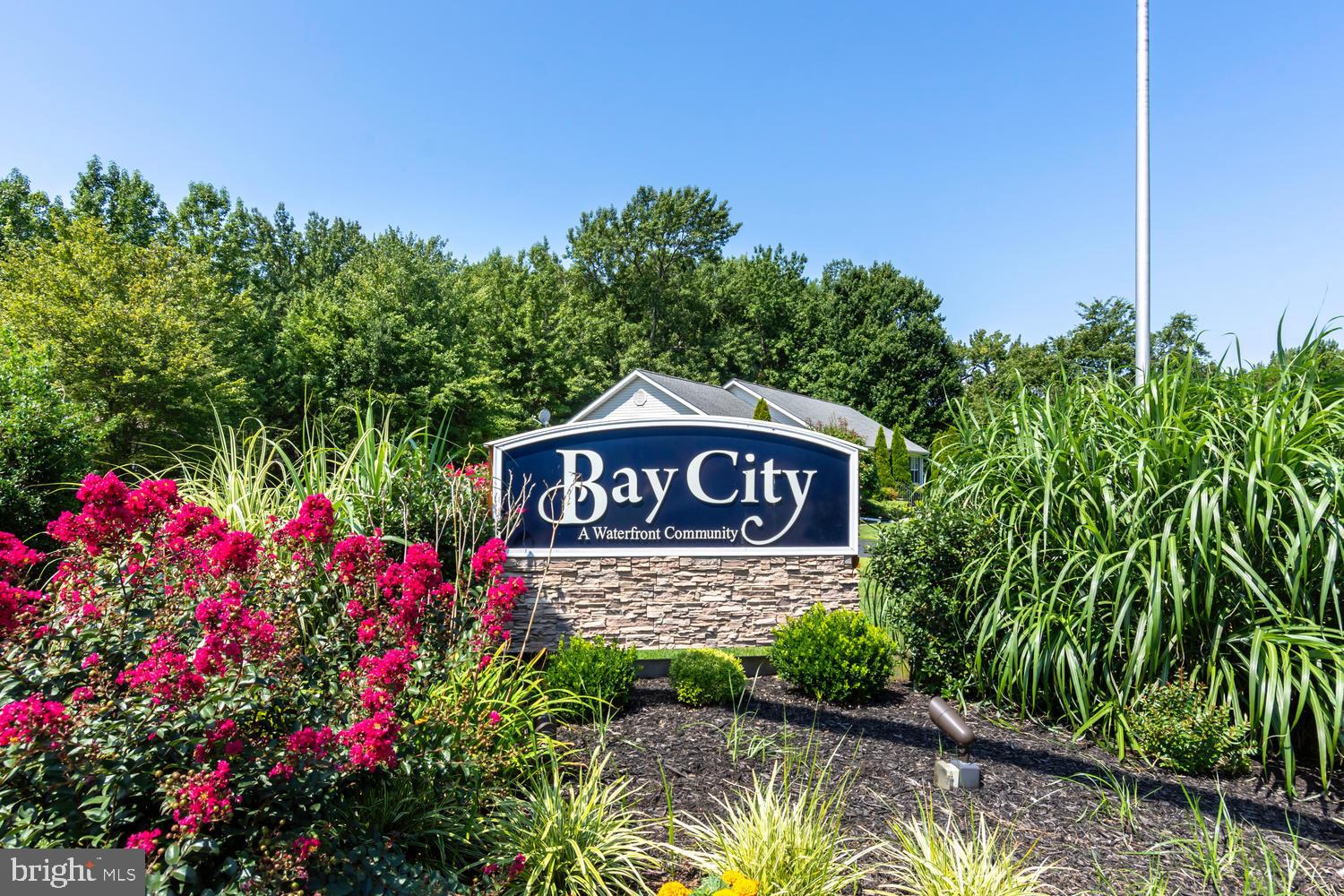 BAY CITY - Residential