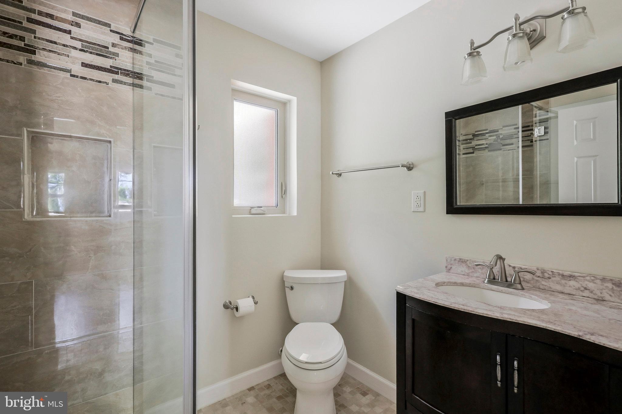 WESTGROVE - Residential Lease