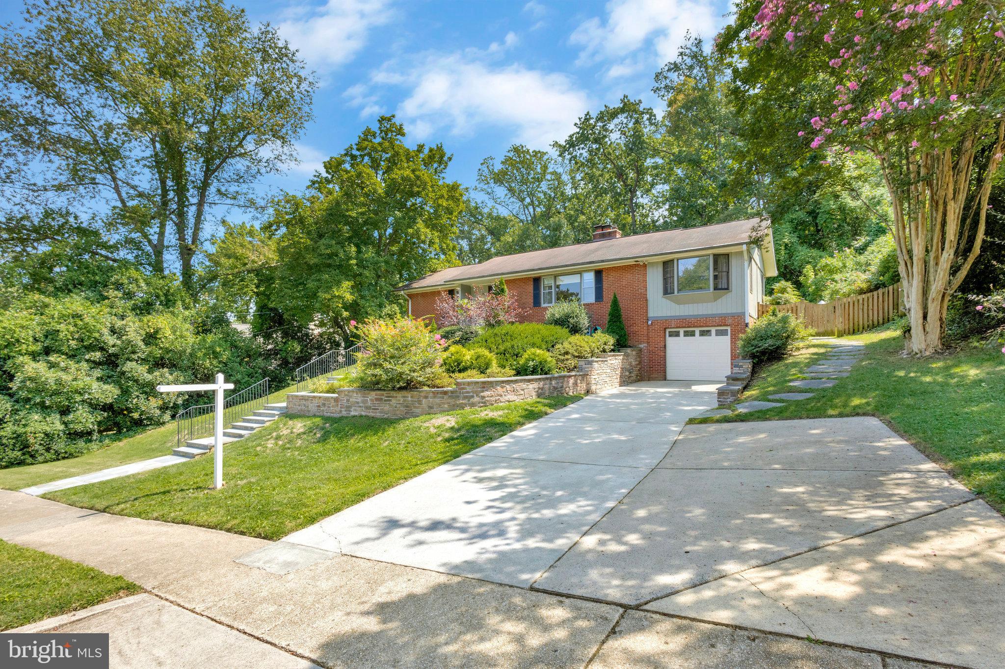 WESTGROVE - Residential Lease