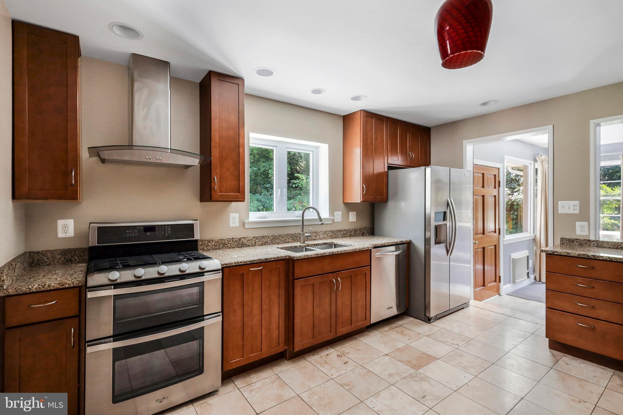 WESTGROVE - Residential Lease