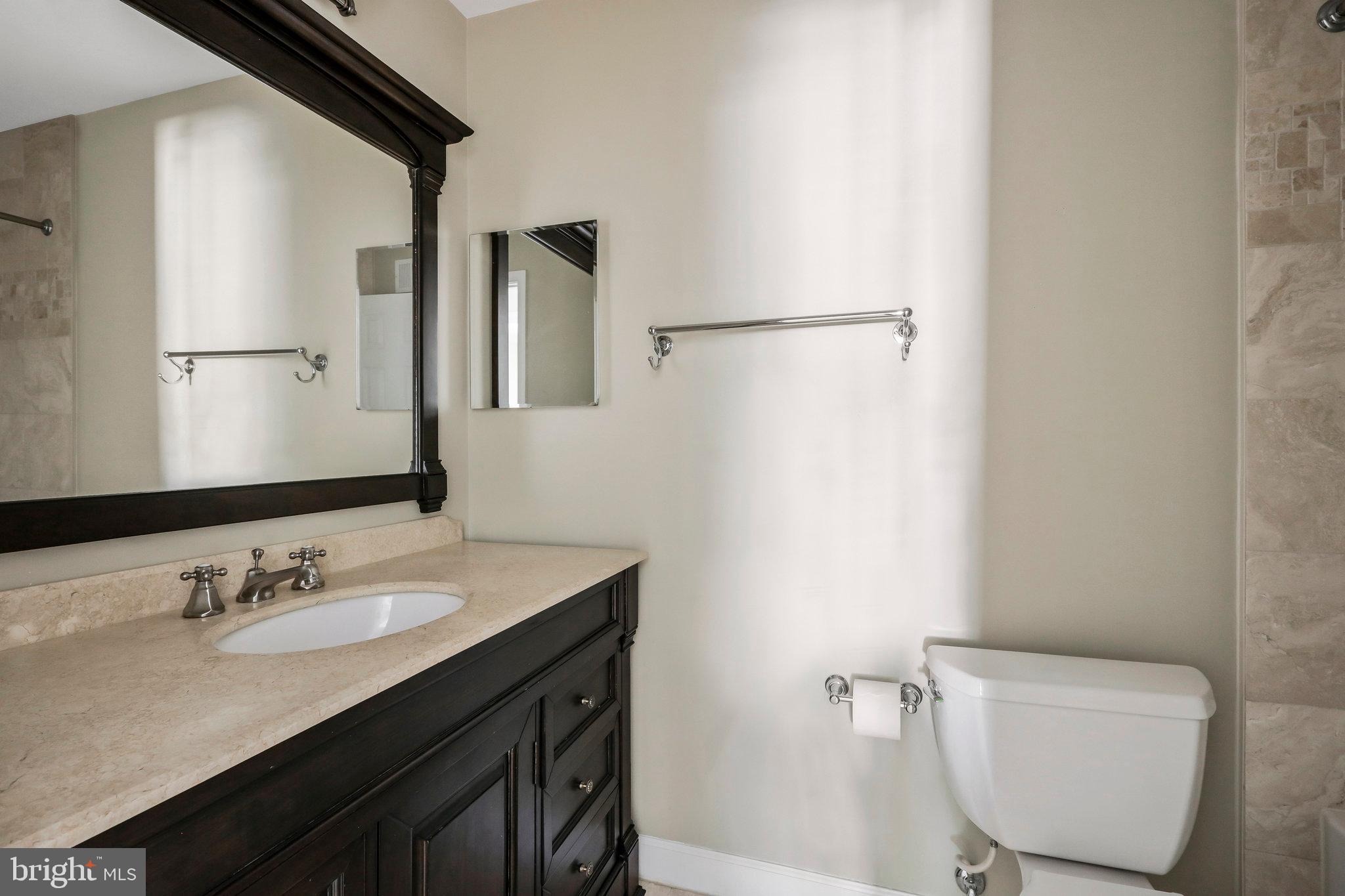 WESTGROVE - Residential Lease