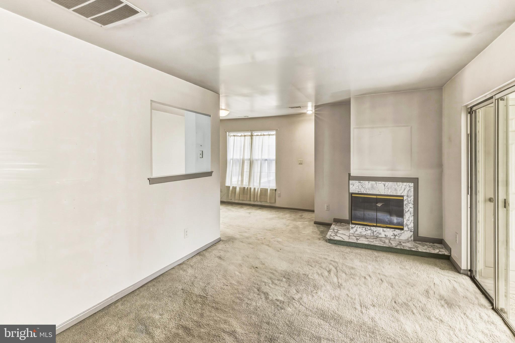 264 STEEPLECHASE COURT