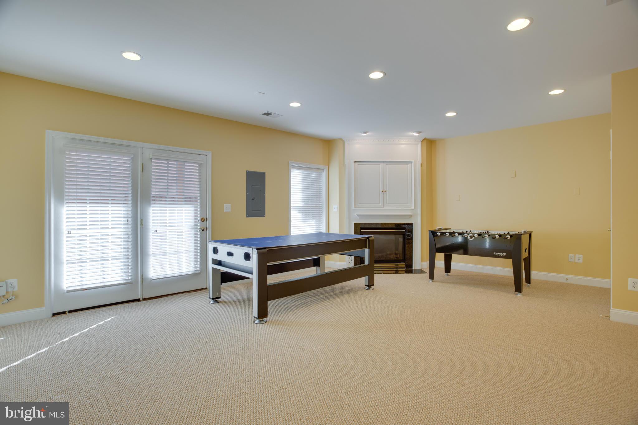 FAIRCREST - Residential Lease