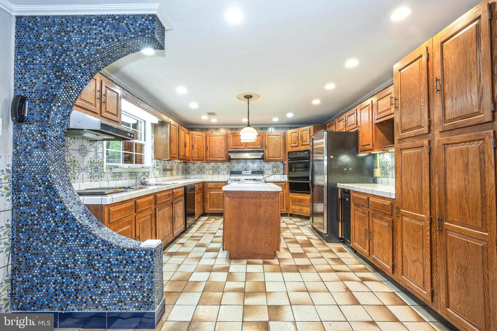 WOODSIDE - Residential