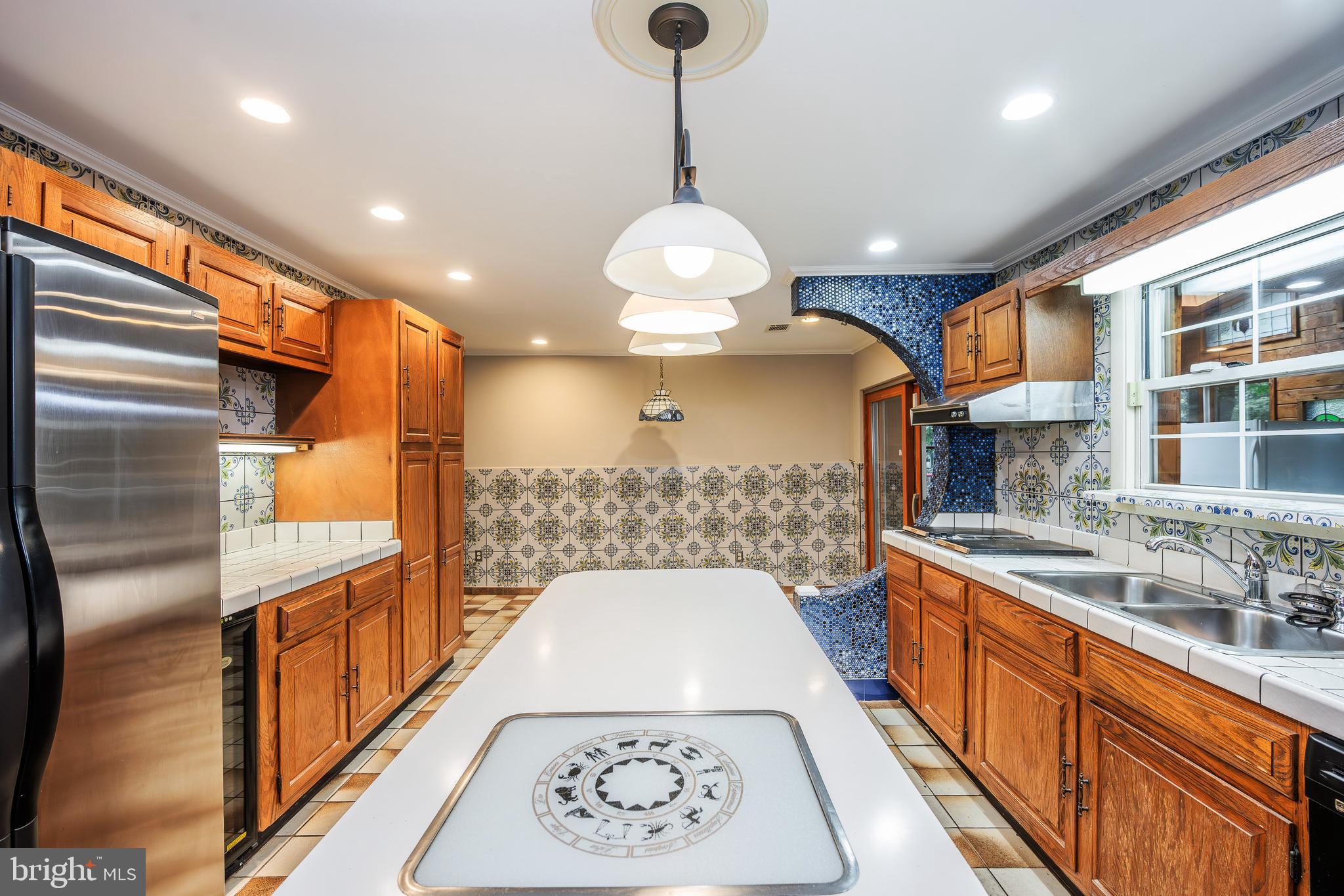 WOODSIDE - Residential