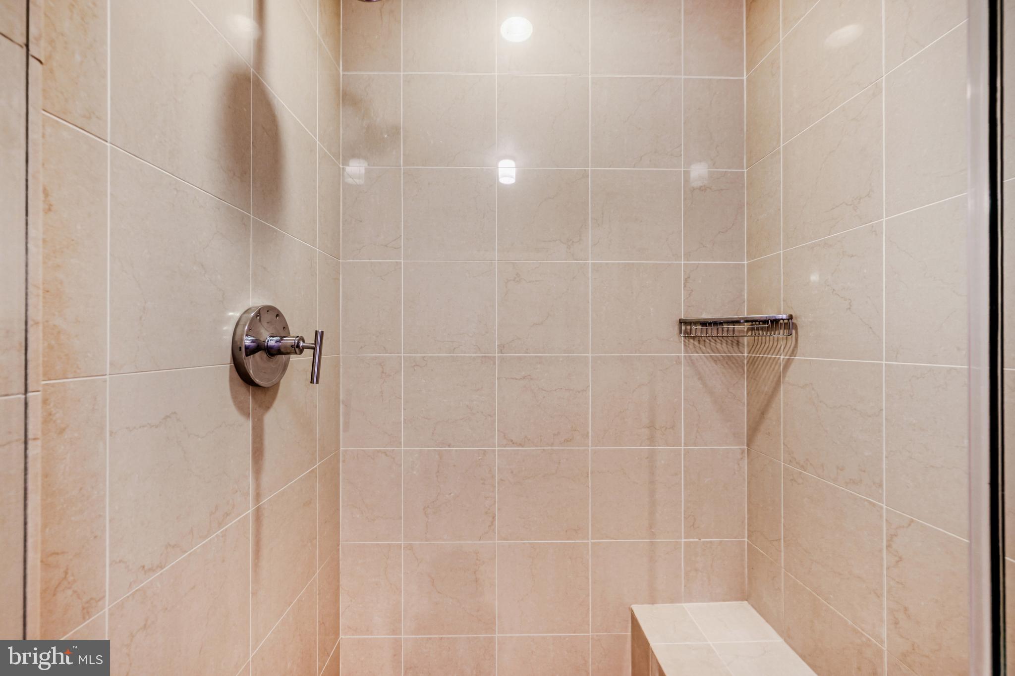 HARBOR EAST - Residential