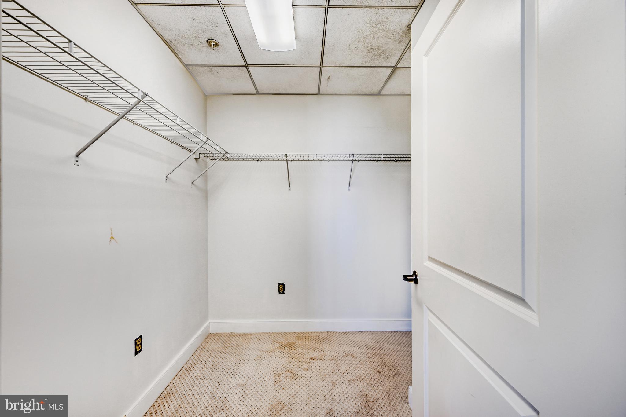 HARBOR EAST - Residential