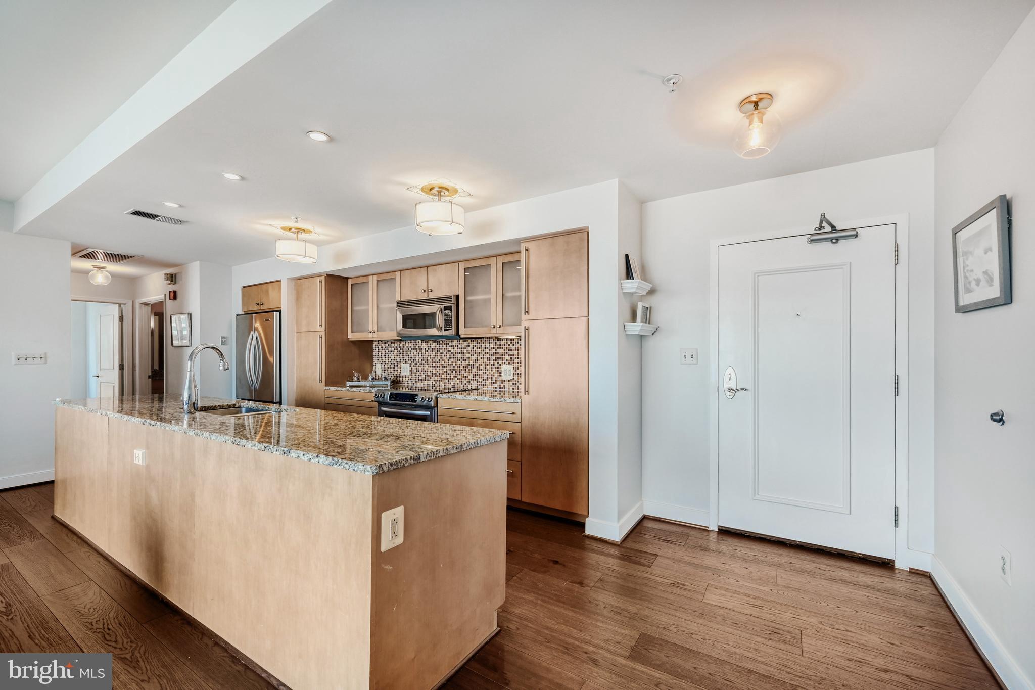 HARBOR EAST - Residential