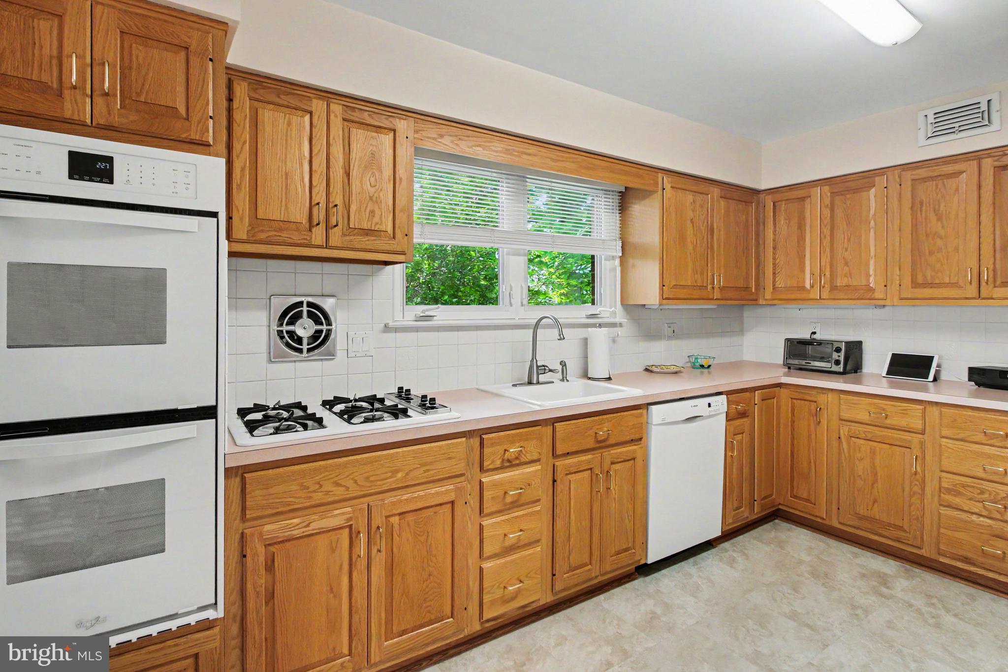 PLYMOUTH MEETING - Residential