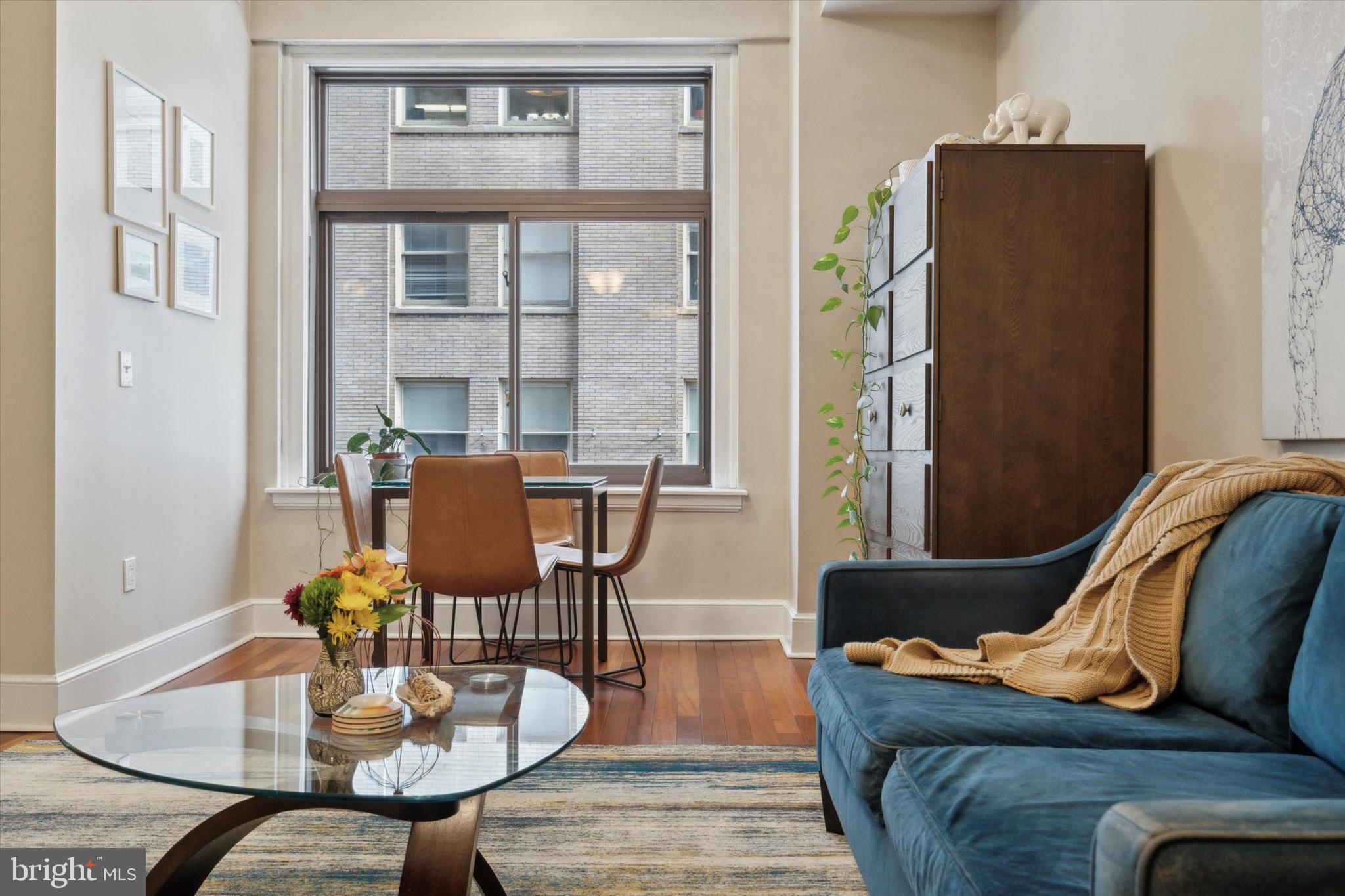 RITTENHOUSE SQUARE - Residential