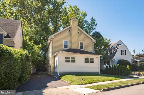 122 Bentley Avenue, Bala Cynwyd, PA MLS: PAMC2135068