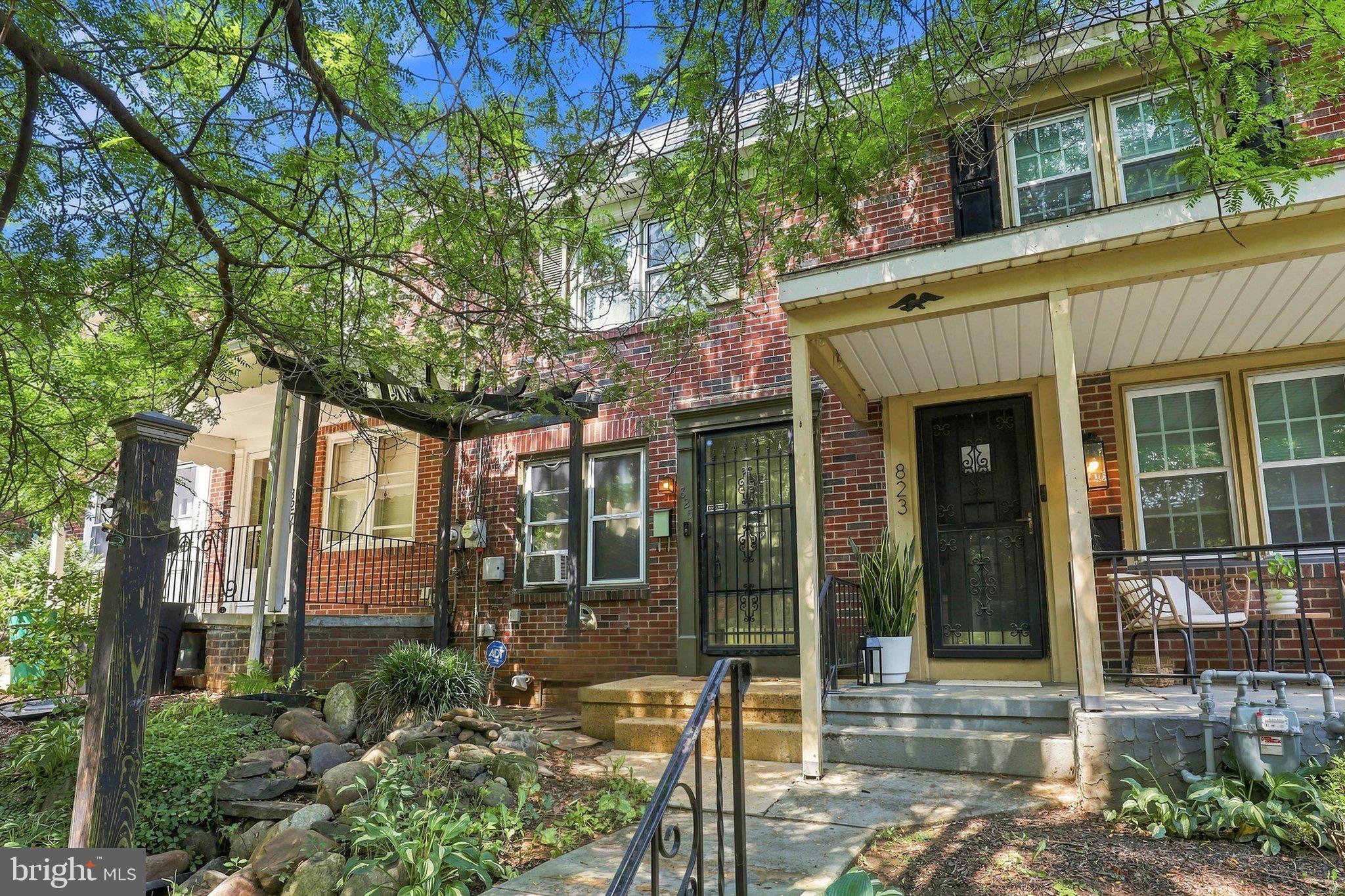 825 UNION STREET