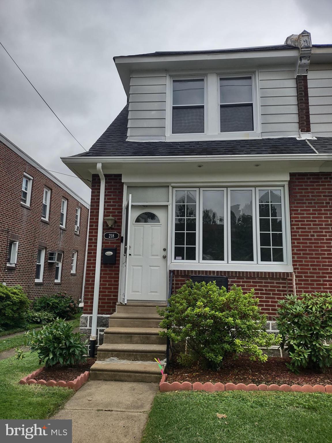 218 HARTEL AVENUE
