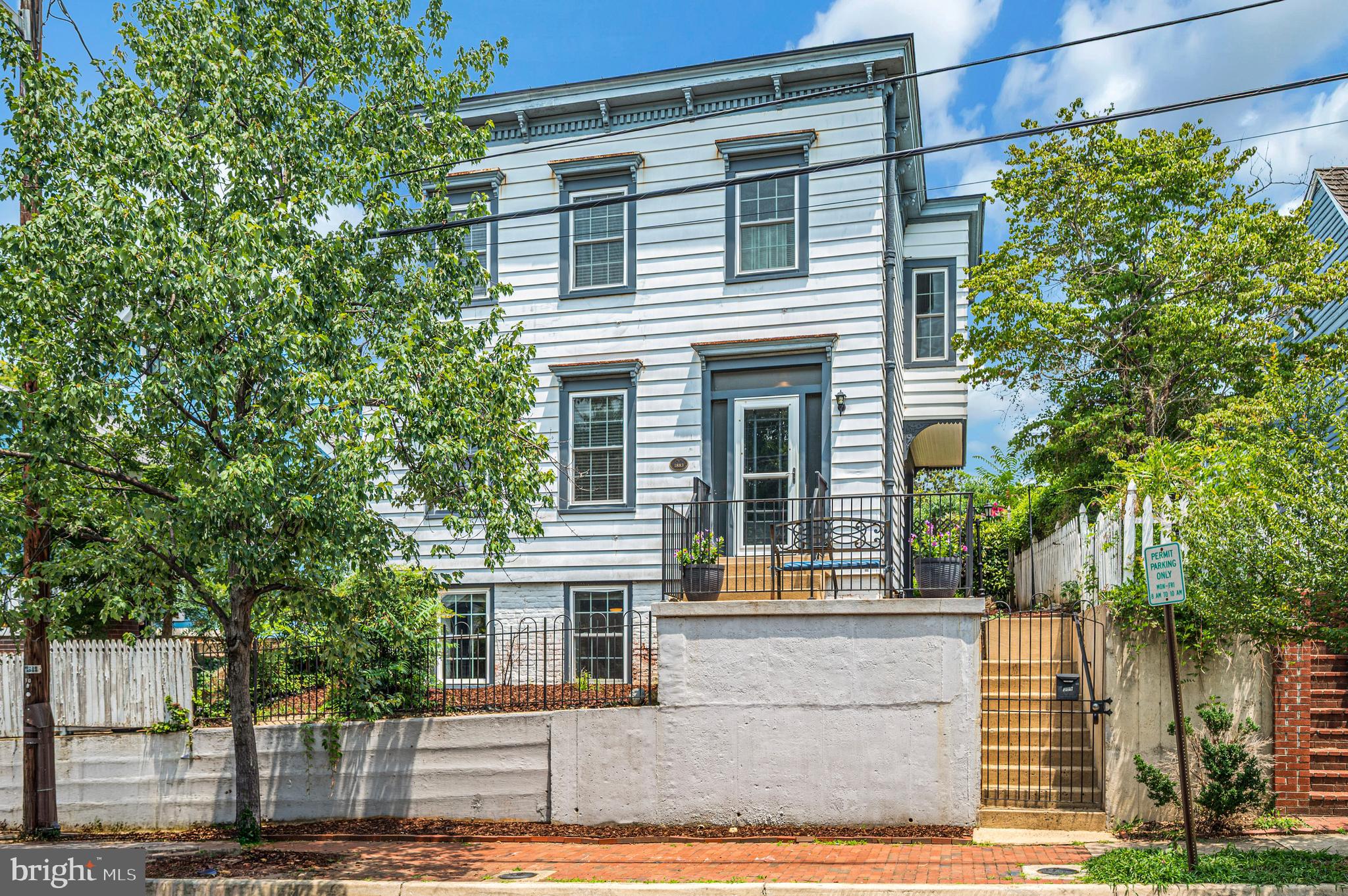 309 PRINCESS ANNE STREET