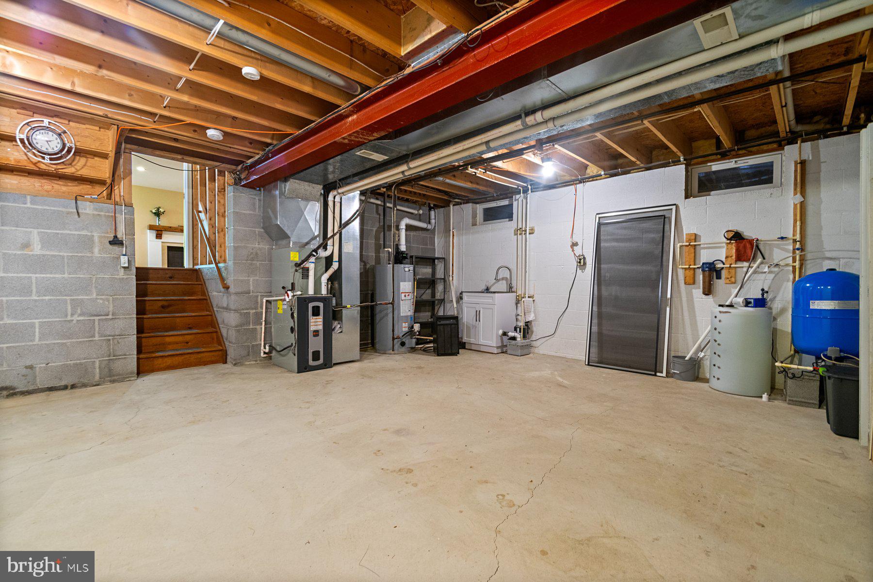 JASON ACRES - Residential