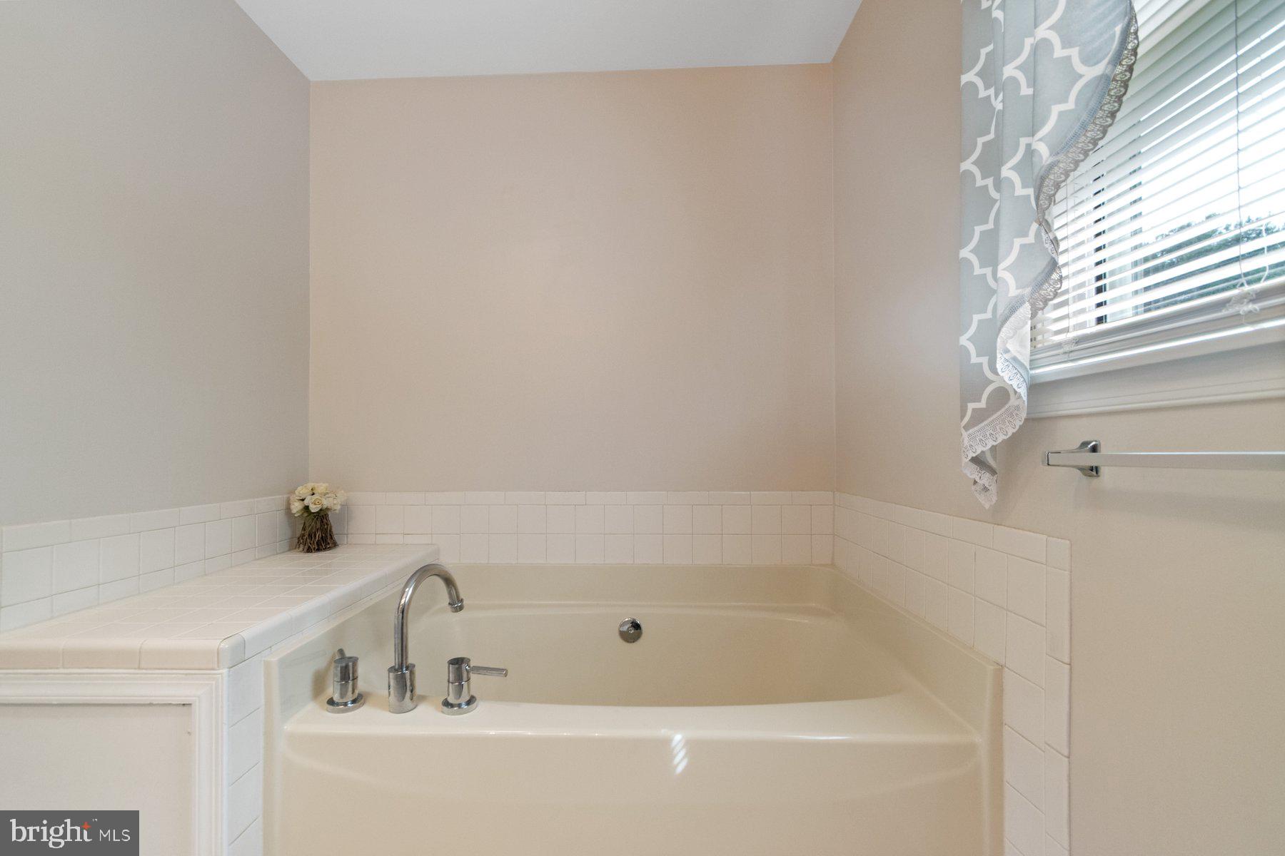 JASON ACRES - Residential