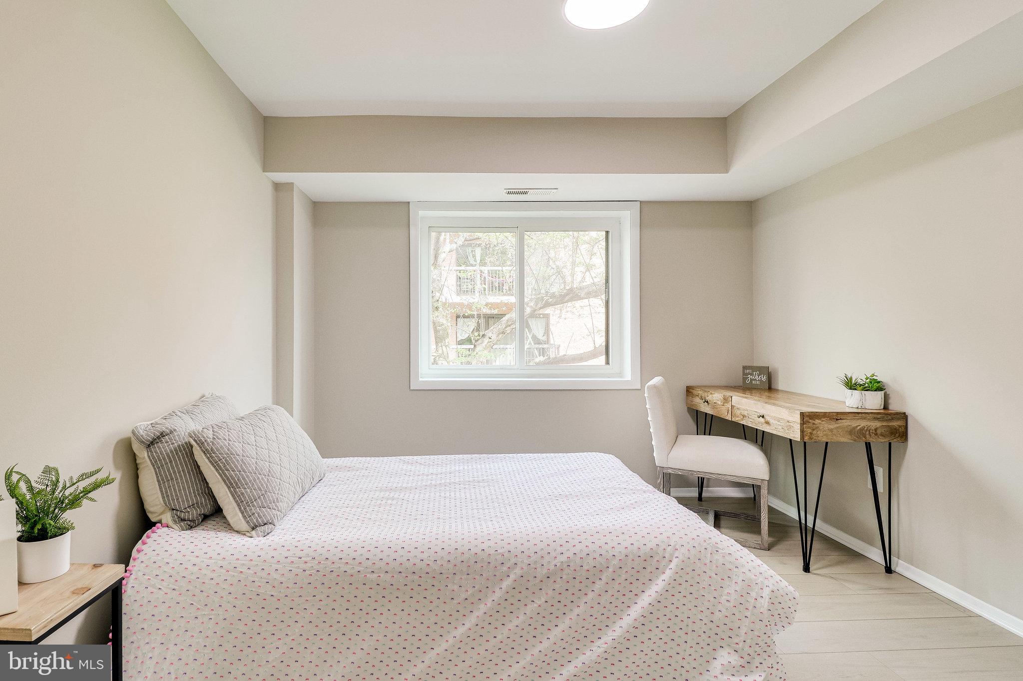 BOLLING BROOK - Residential