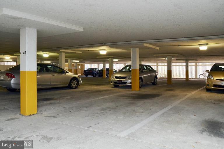 WHITEHALL - Residential