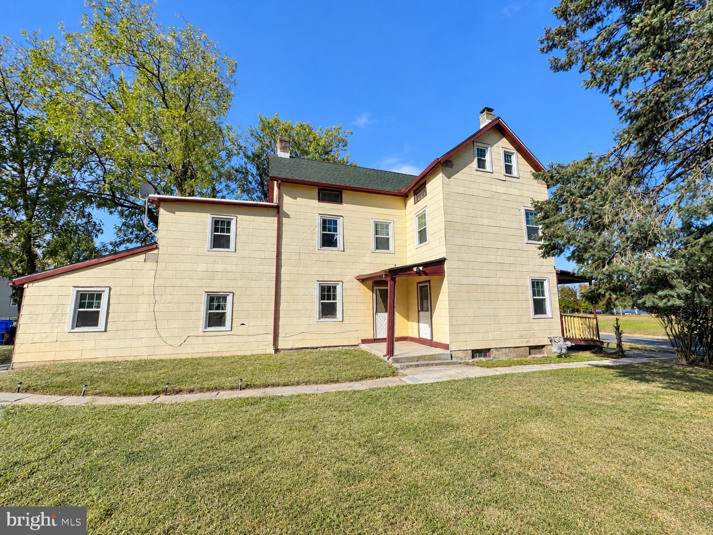 310 FRONT STREET