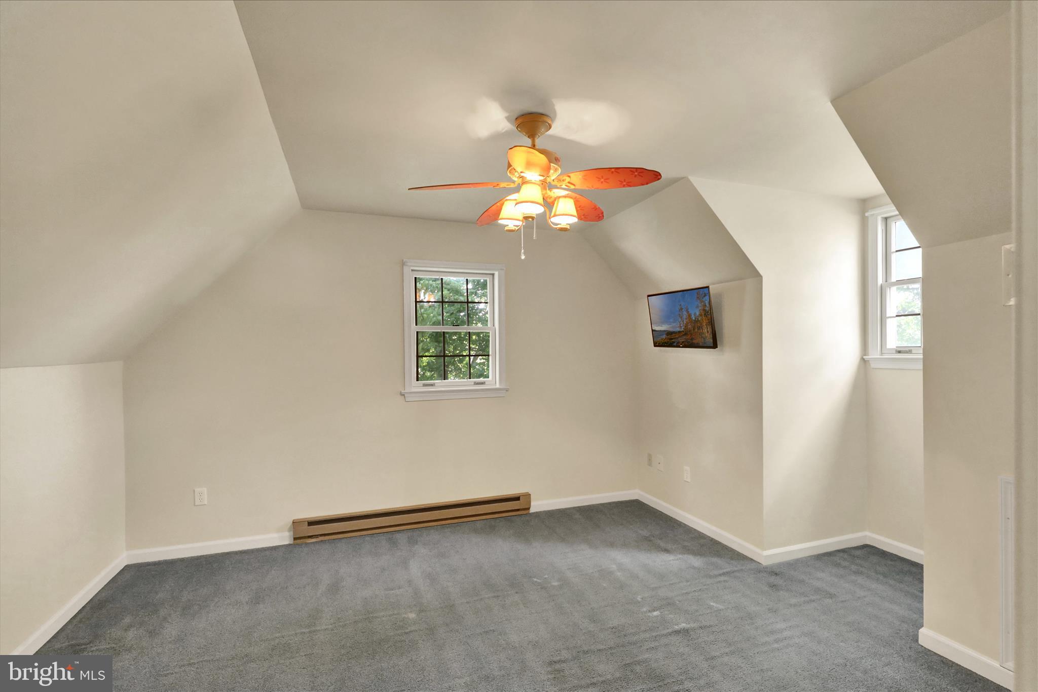 TIMSON HILL - Residential