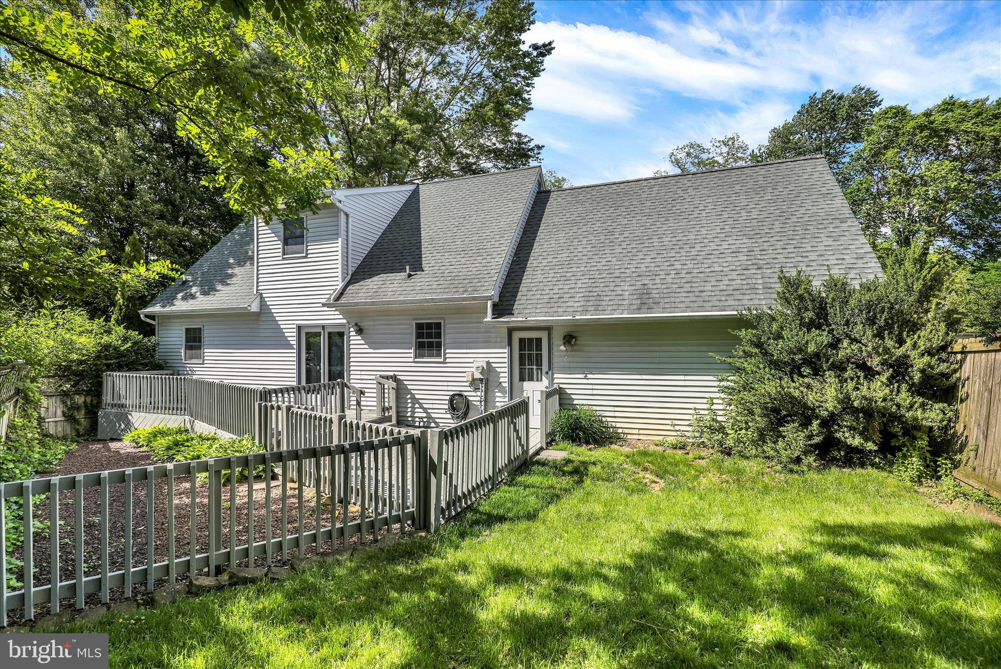 TIMSON HILL - Residential