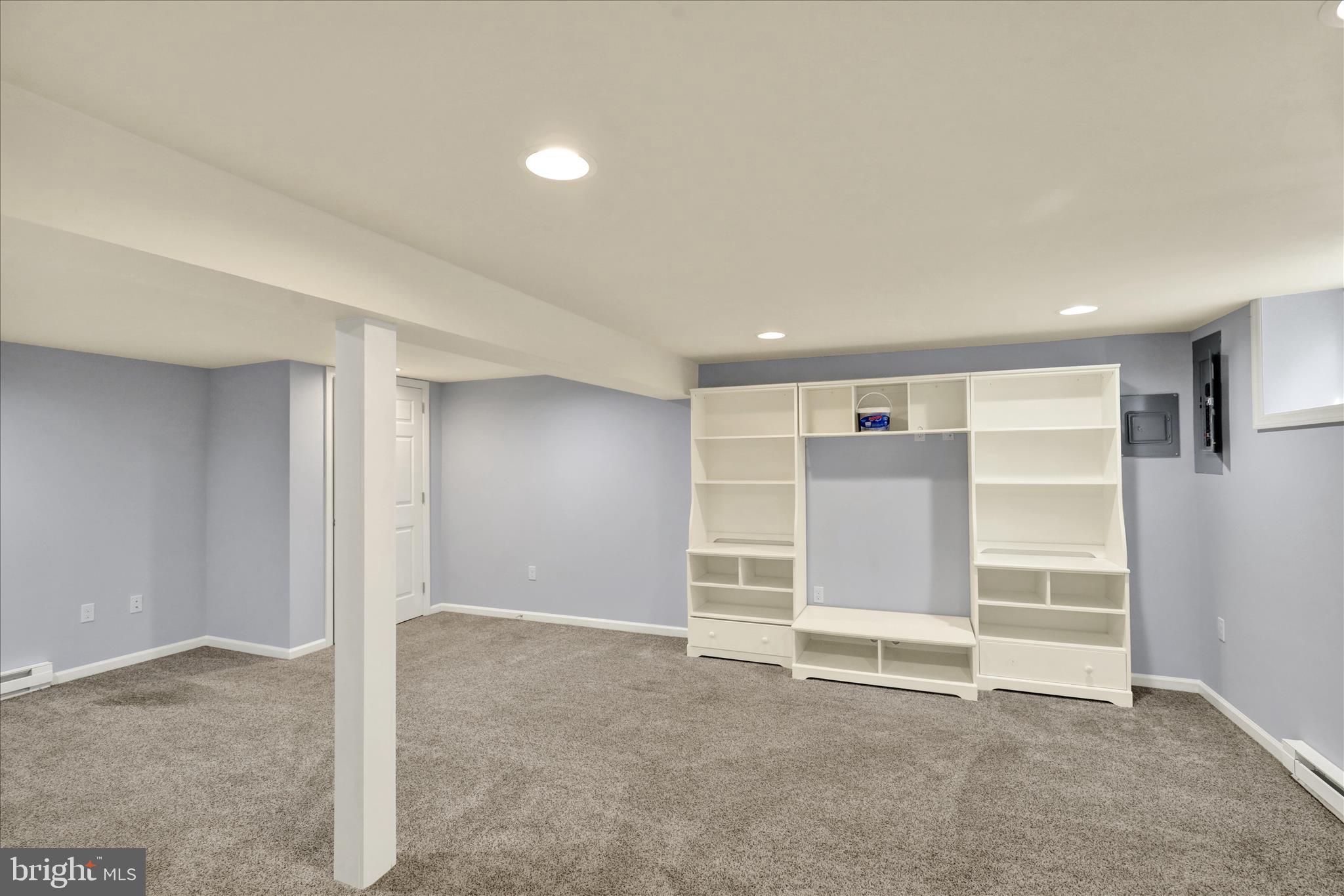 TIMSON HILL - Residential