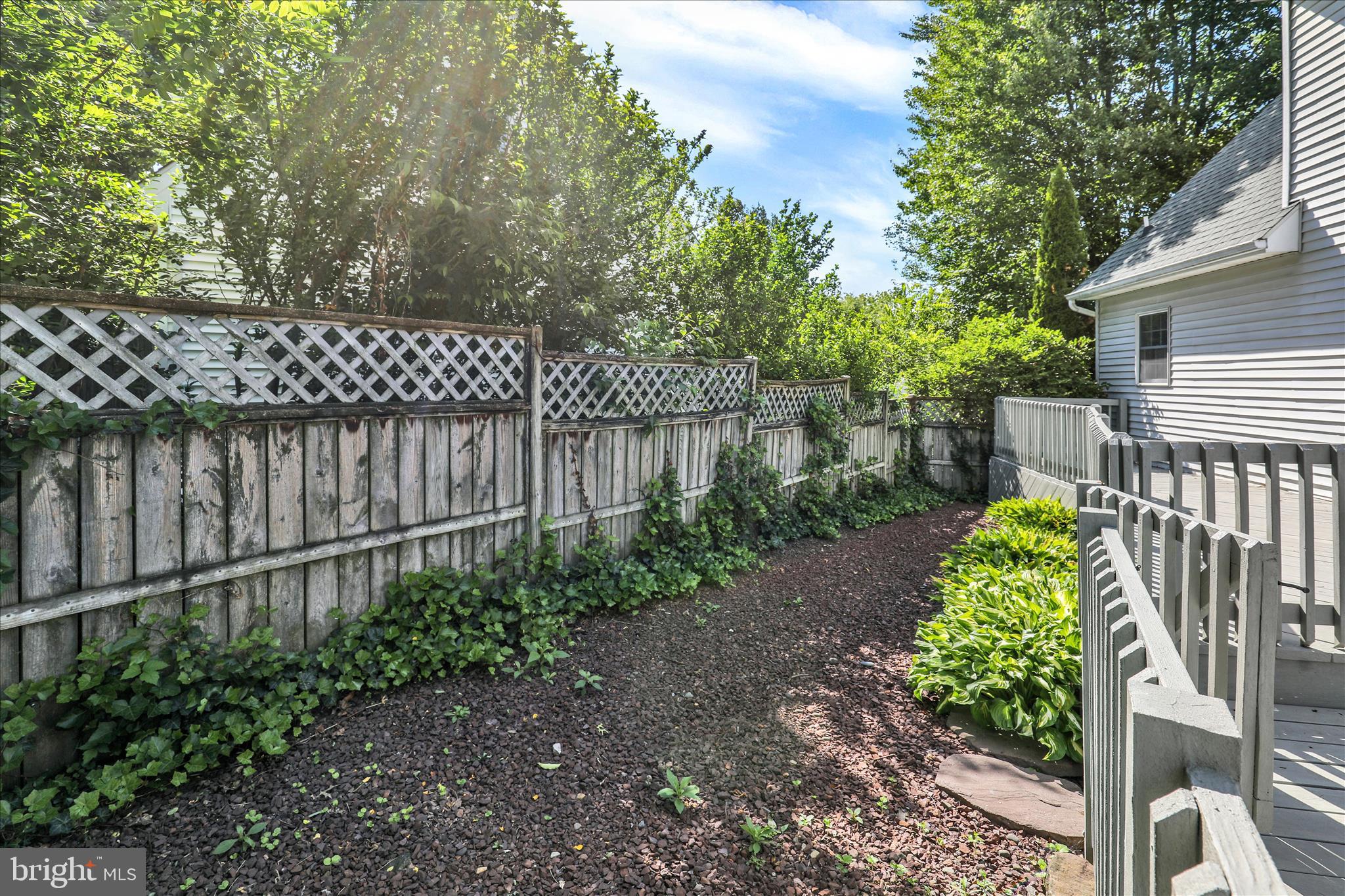 TIMSON HILL - Residential