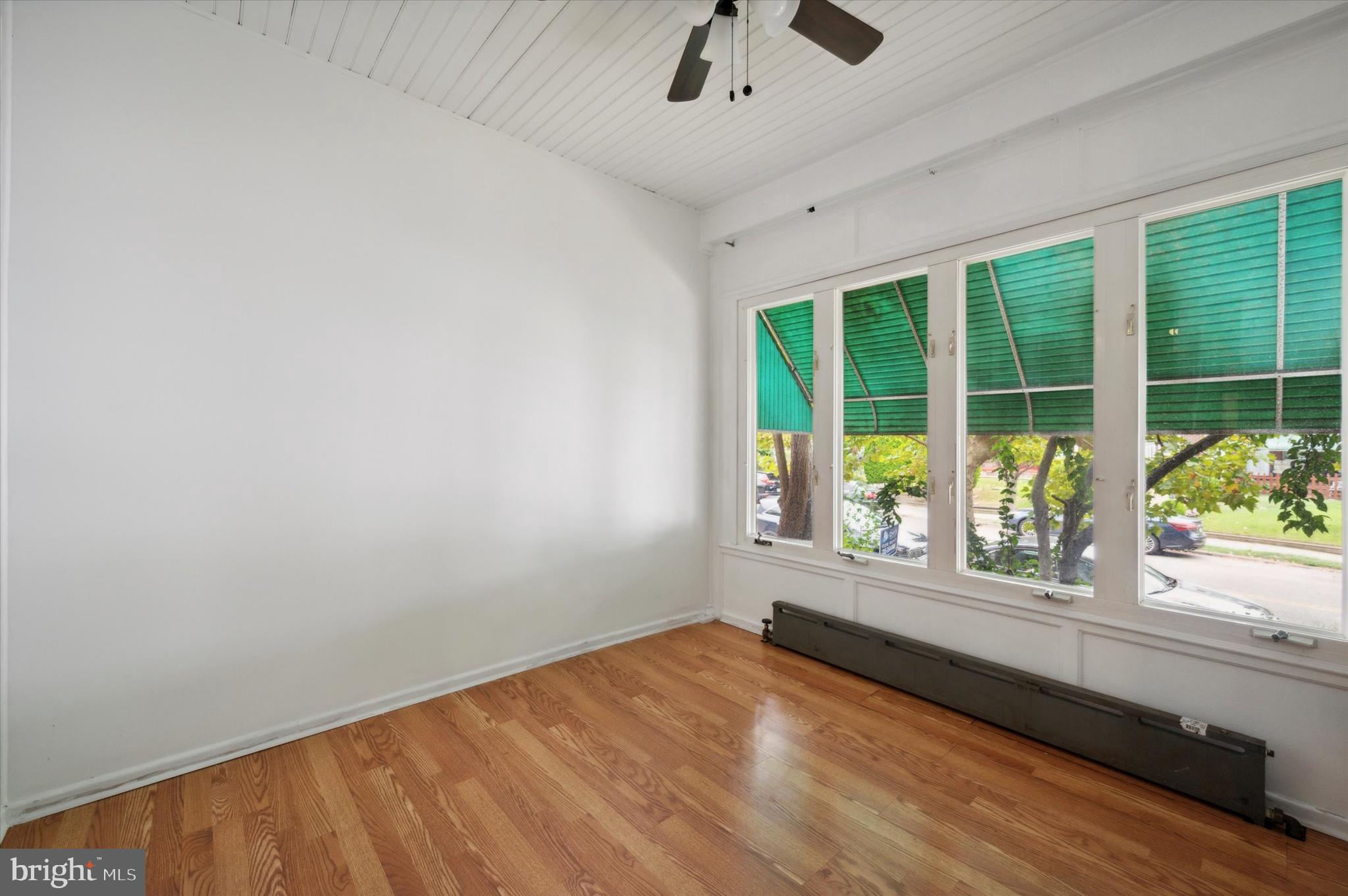 FRANKFORD - Residential Lease