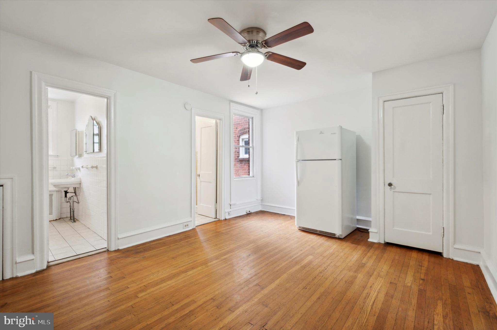 FRANKFORD - Residential Lease