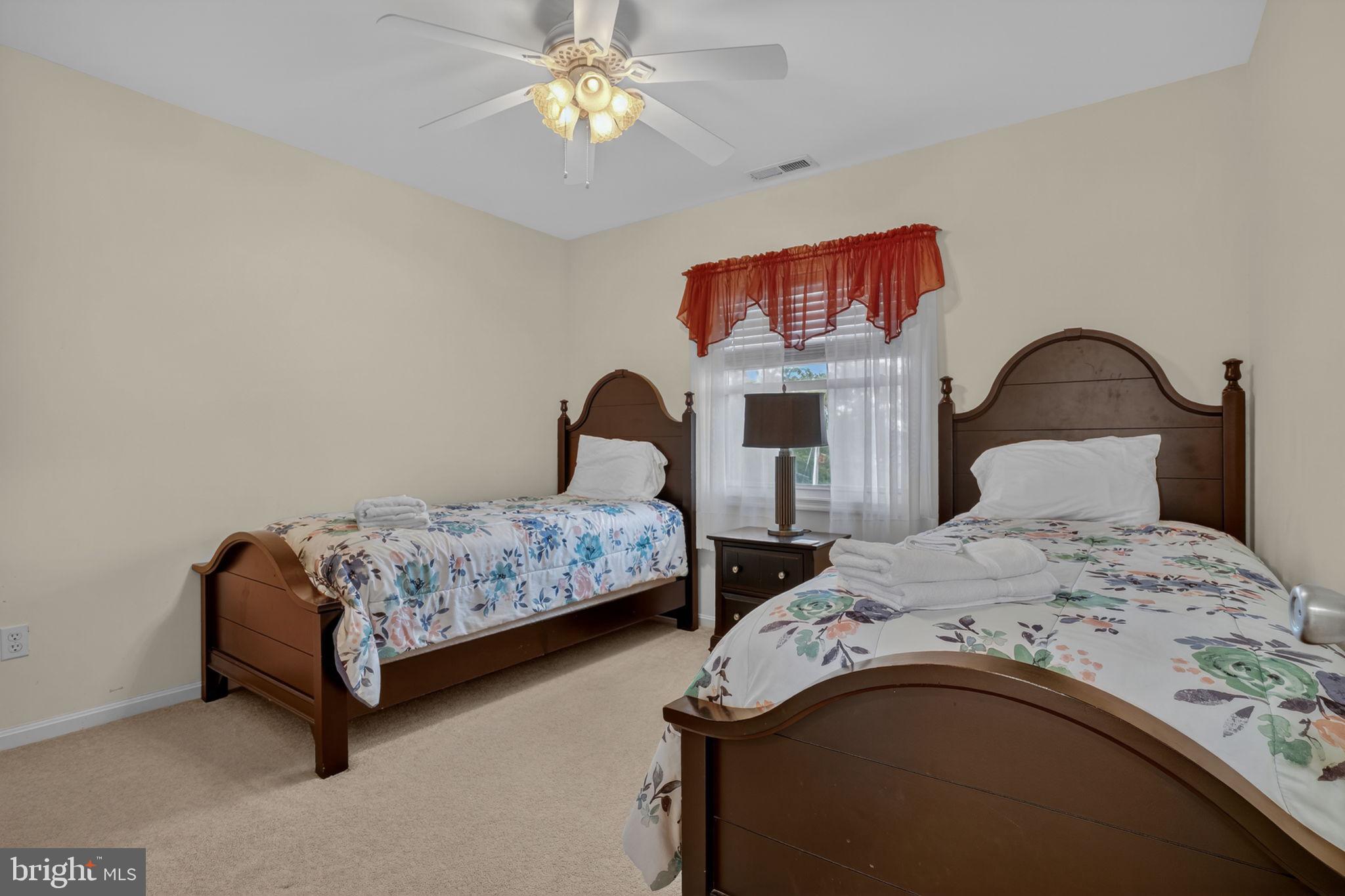 CHINCOTEAGUE - Residential