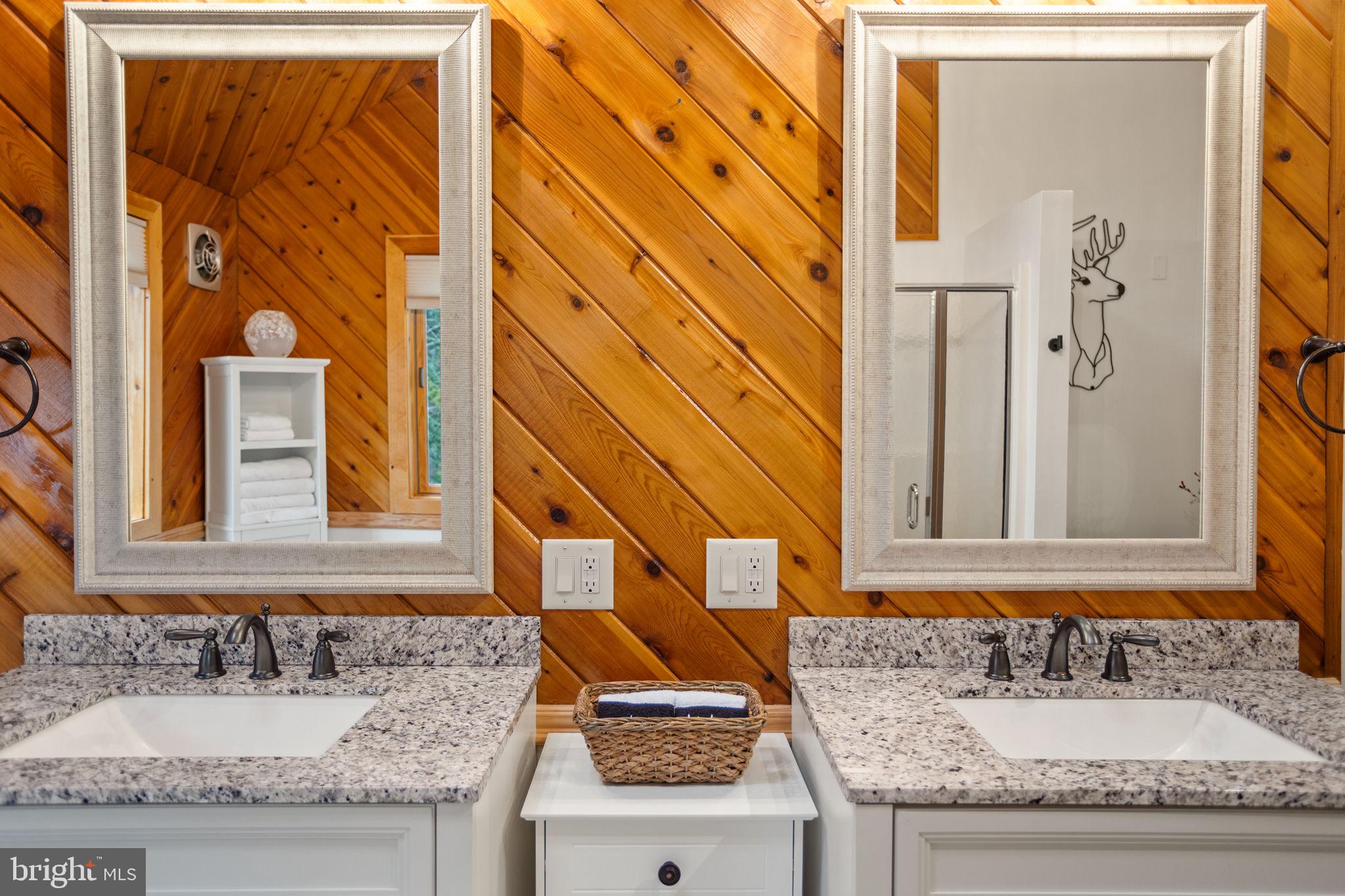 TOWEMENSING TRAILS - Residential