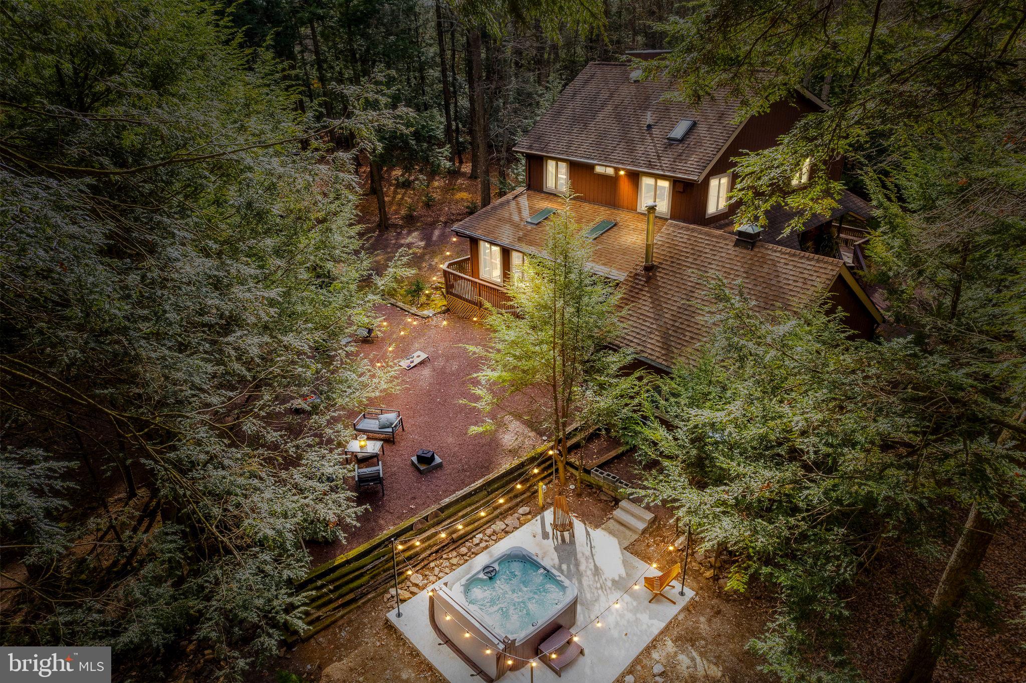 TOWEMENSING TRAILS - Residential