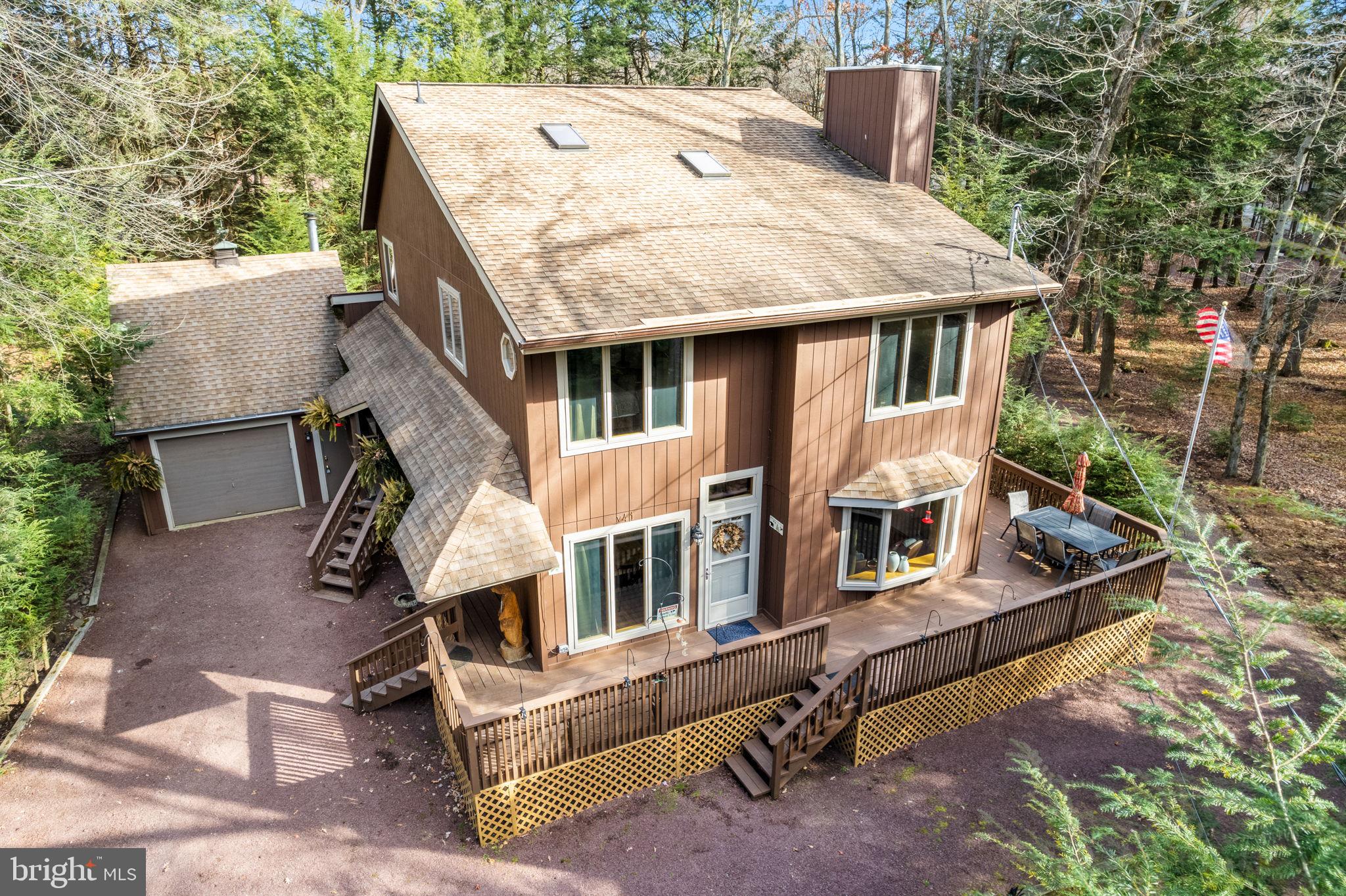 TOWEMENSING TRAILS - Residential