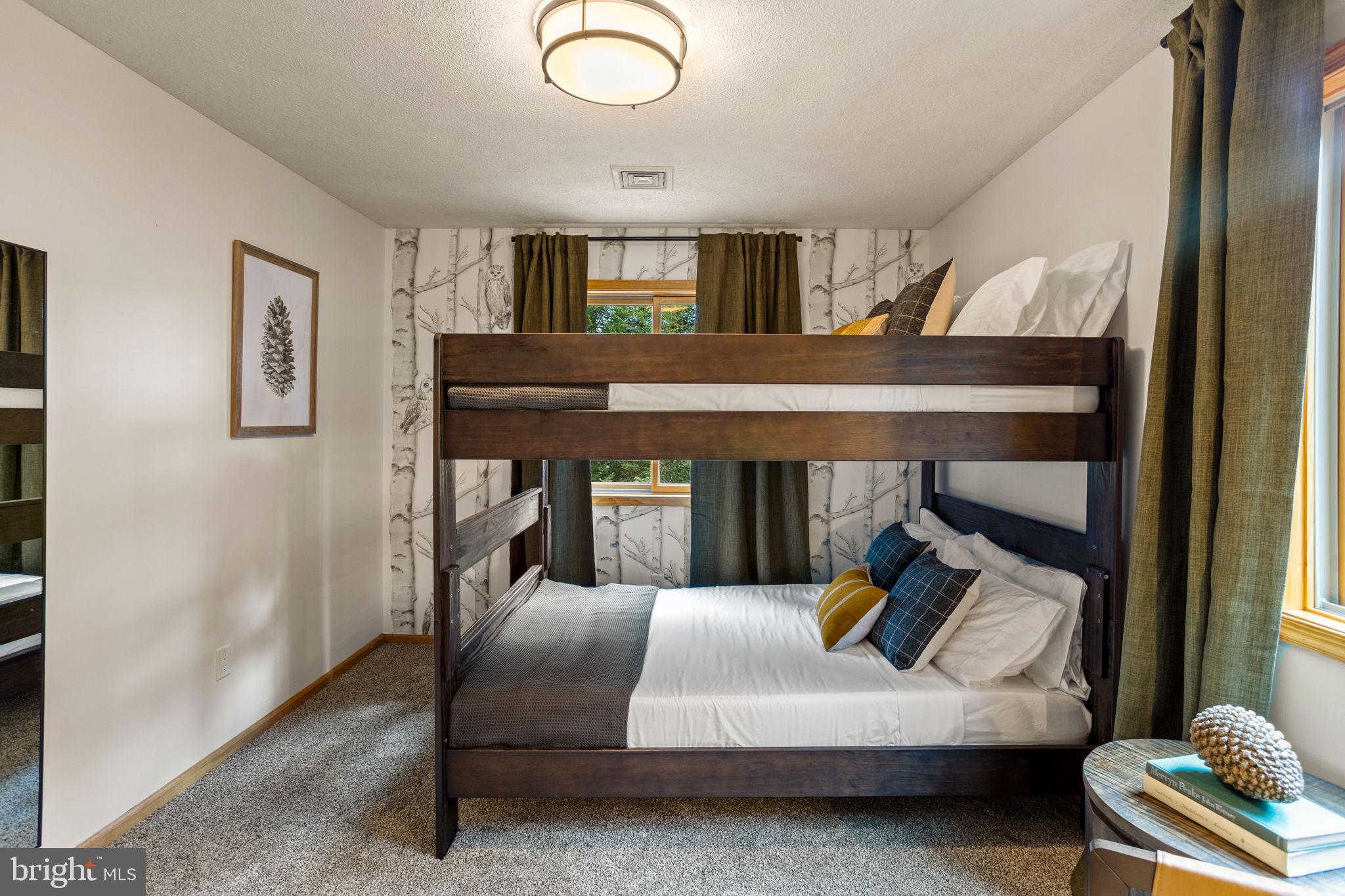 TOWEMENSING TRAILS - Residential