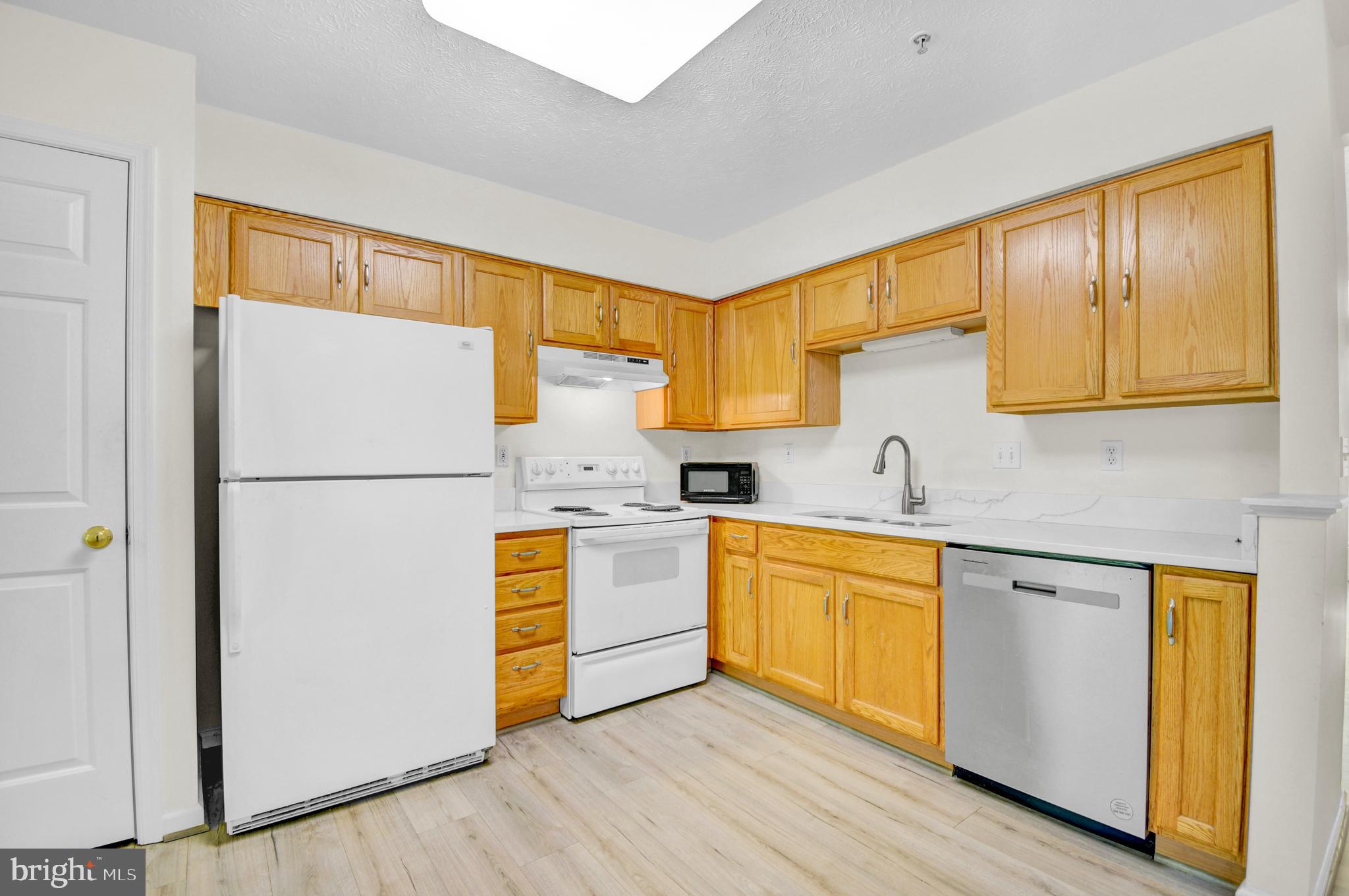 RICHFIELD STATION VILLAGE - Residential