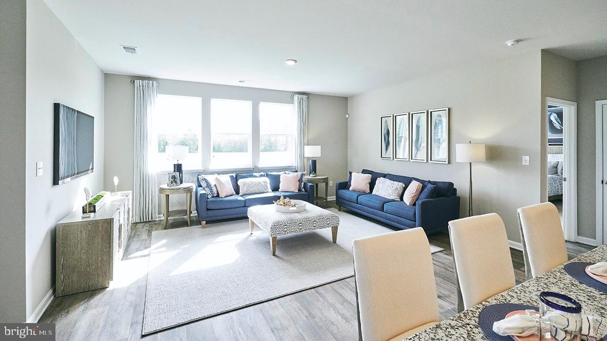 WOODFIELD PRESERVE - Residential