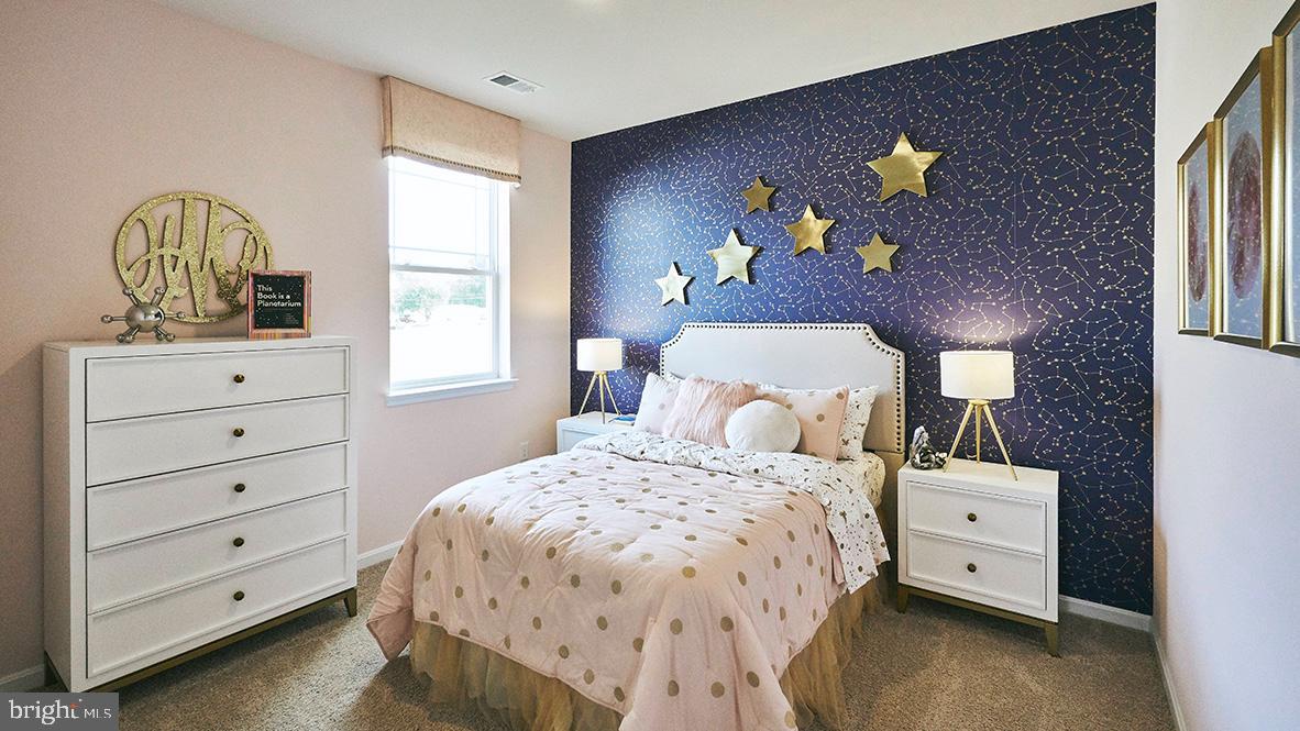 WOODFIELD PRESERVE - Residential