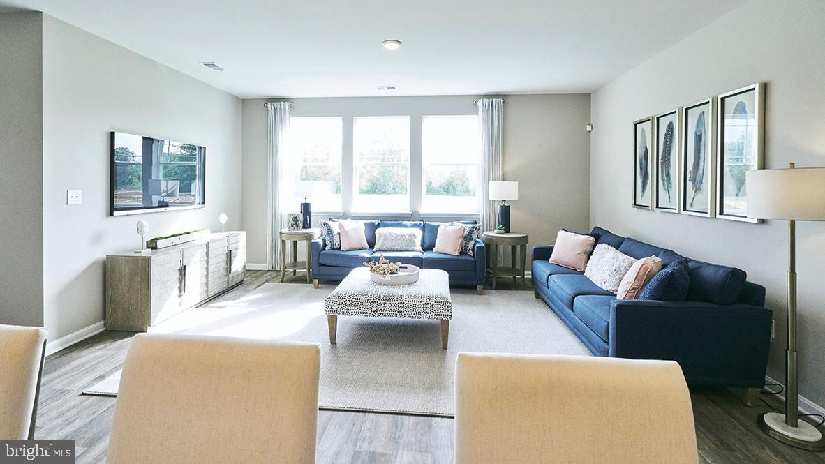 WOODFIELD PRESERVE - Residential