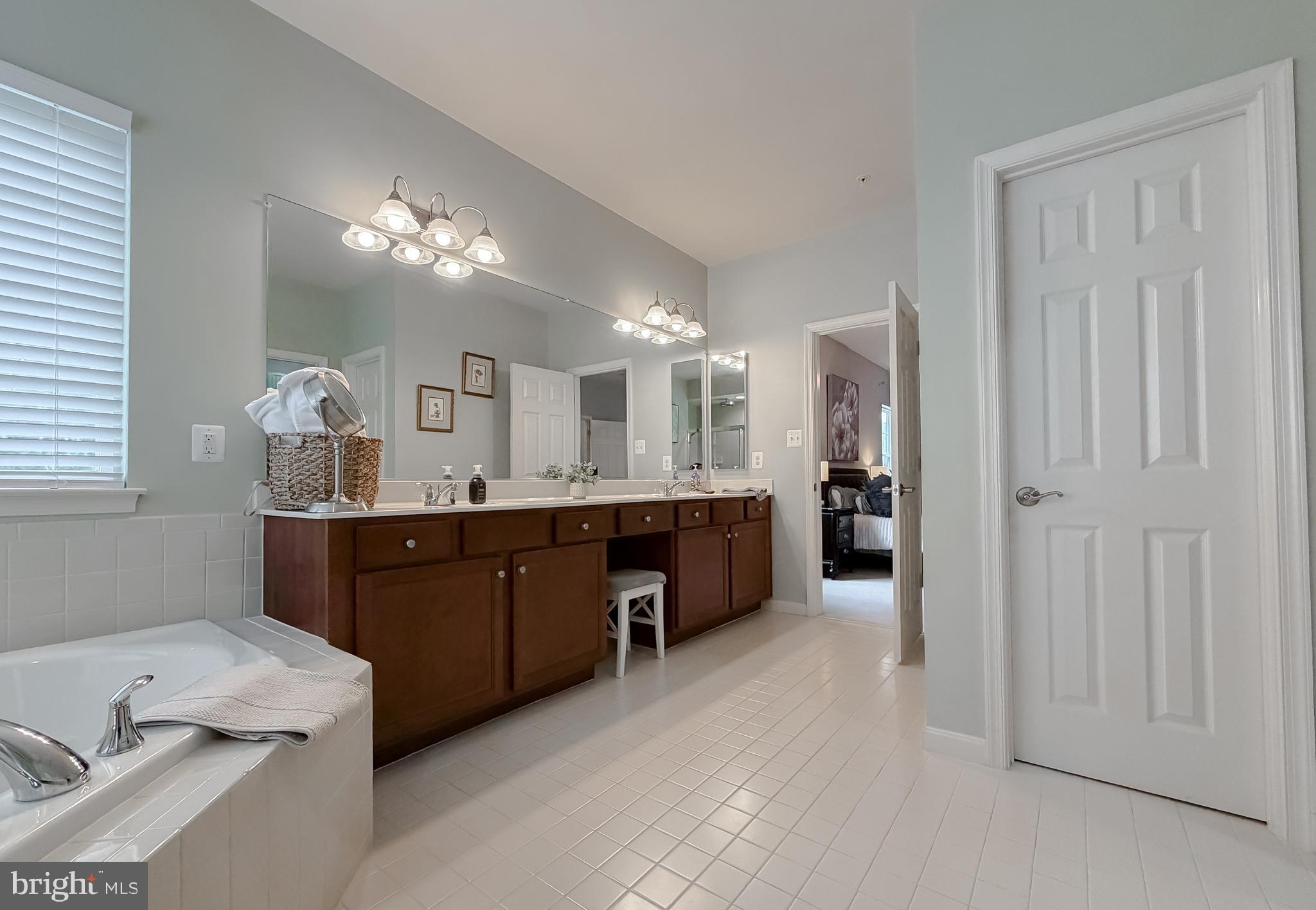 WOODLAND PARK AT WILDEWOOD - Residential